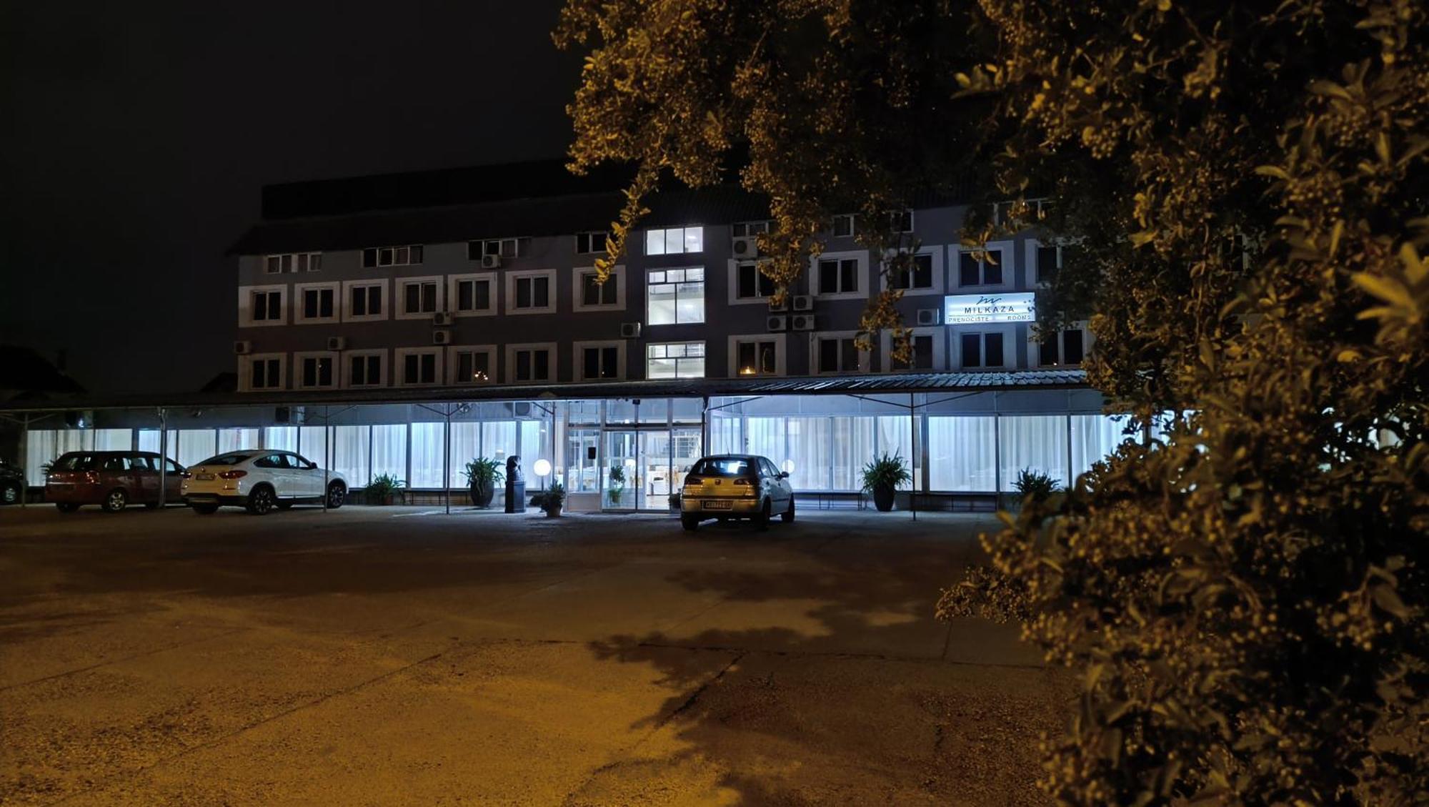 Hostel Milkaza Novi Sad Eksteriør bilde