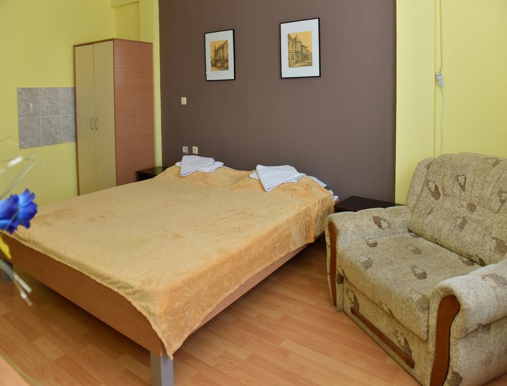 Hostel Milkaza Novi Sad Eksteriør bilde