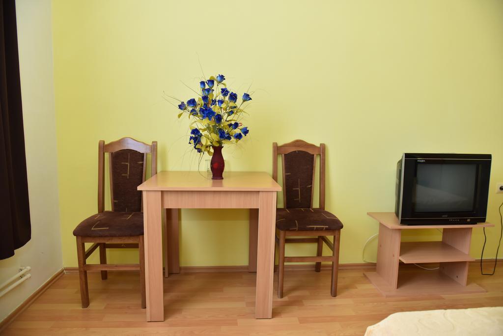 Hostel Milkaza Novi Sad Eksteriør bilde