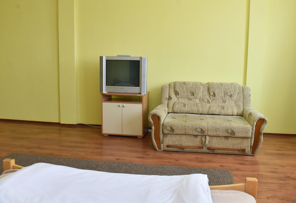 Hostel Milkaza Novi Sad Eksteriør bilde