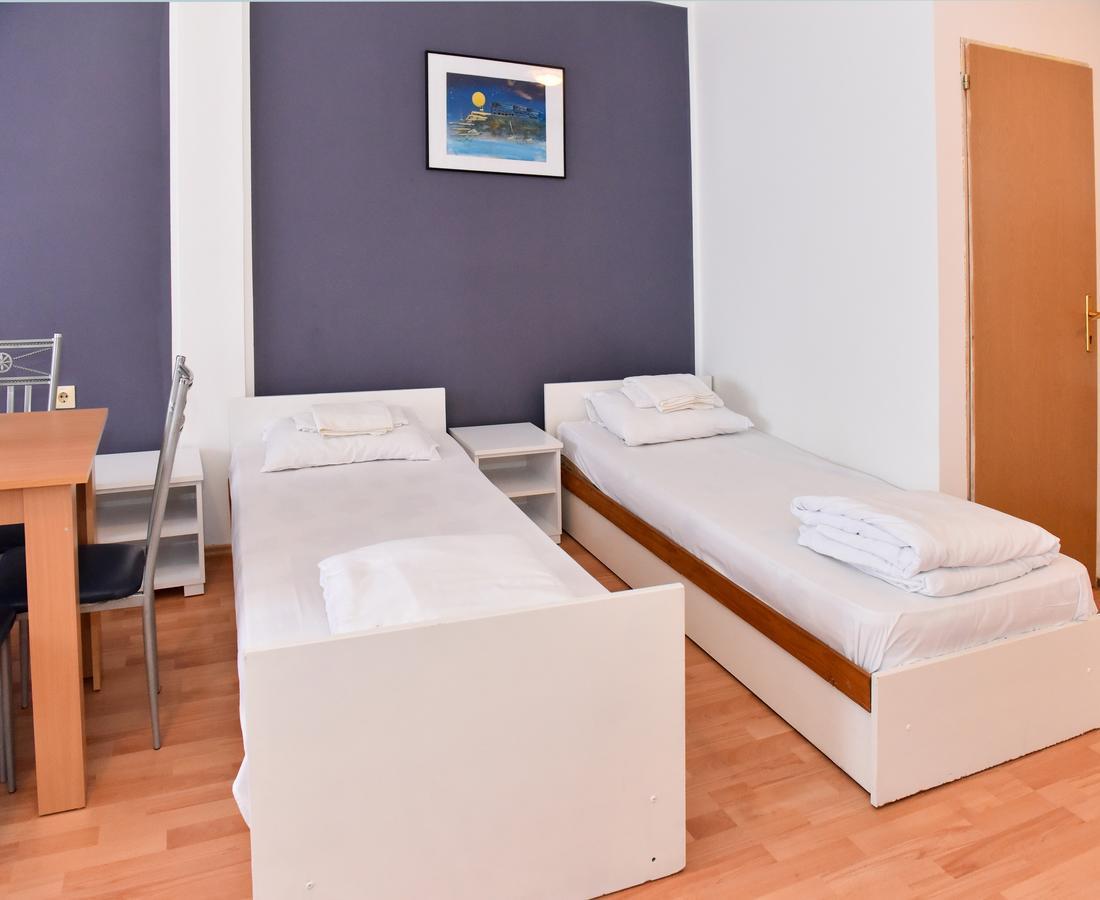 Hostel Milkaza Novi Sad Eksteriør bilde