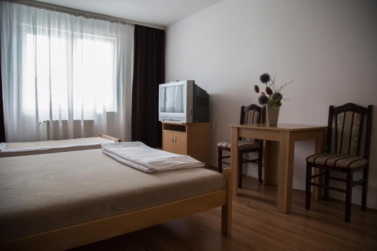 Hostel Milkaza Novi Sad Eksteriør bilde