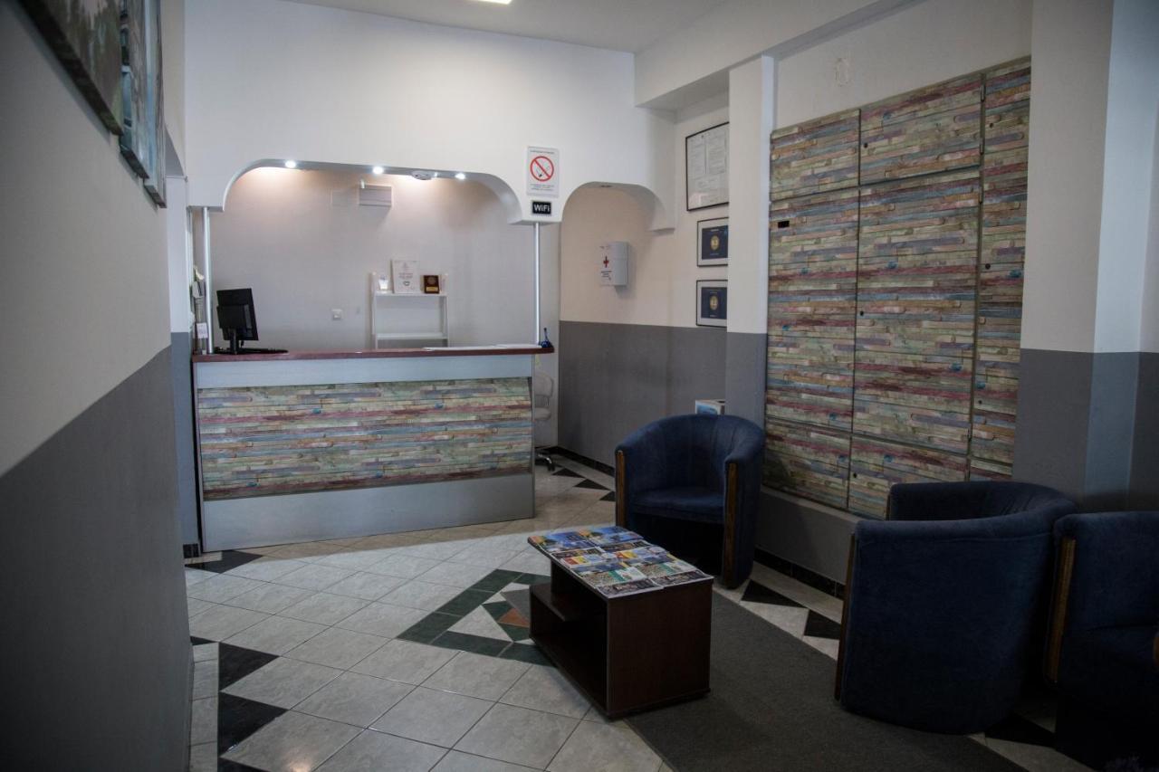Hostel Milkaza Novi Sad Eksteriør bilde